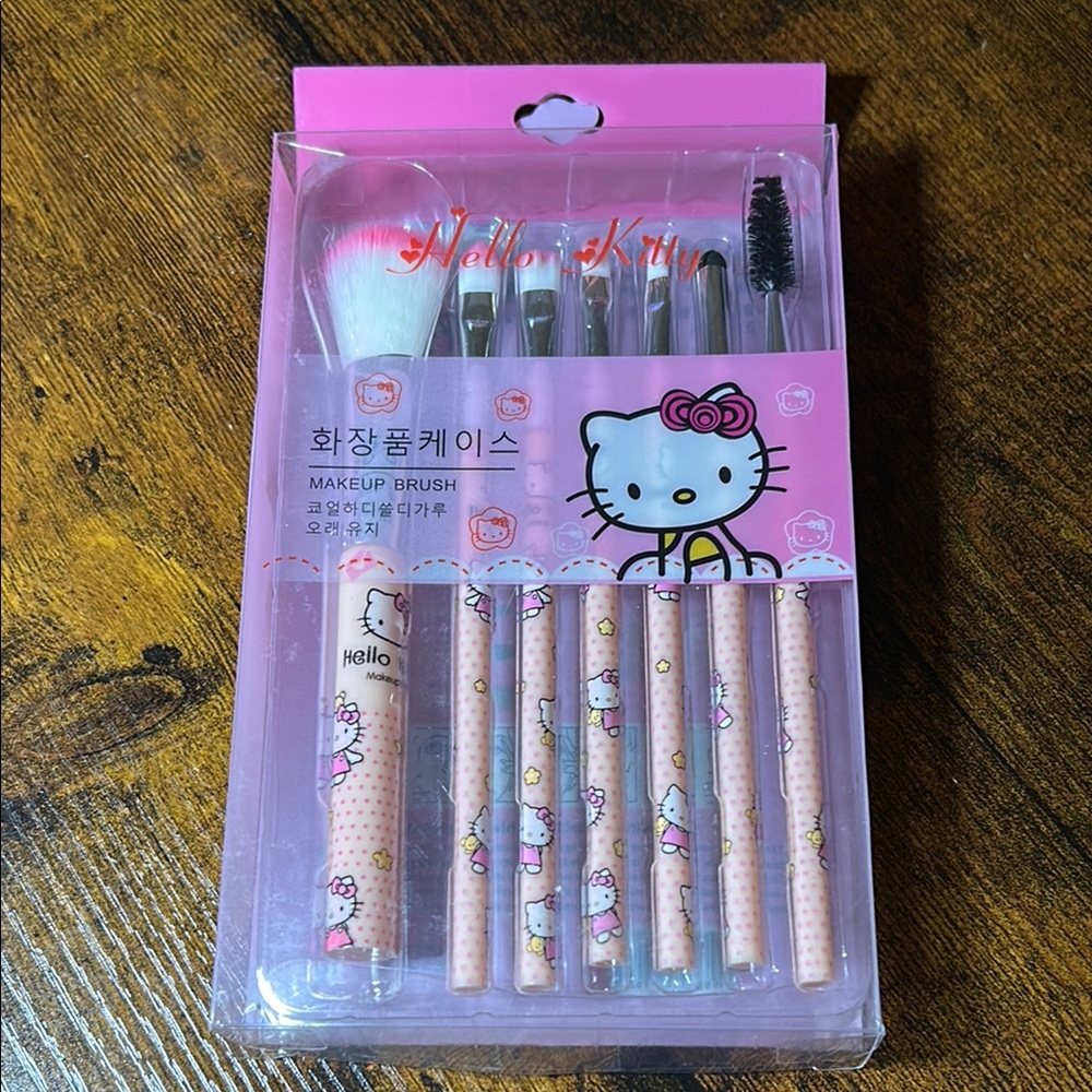 ❤️⭐ Hello Kitty Pink Makeup Brush Set - Picture 3 of 3